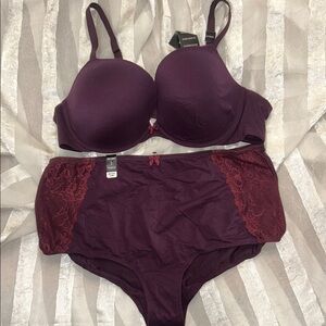 Set torrid 44B plunge BRA and size 3 sexy brief NWT